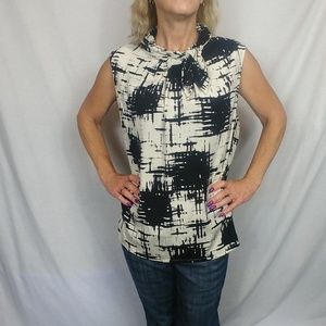 St. John Size 16 Black Cream Sleeveless Silk Top